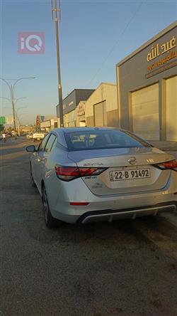 نیسان سێنترا